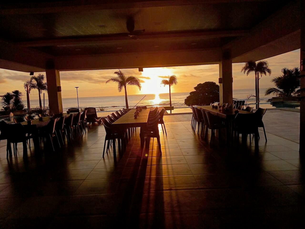 Beachfront Dining